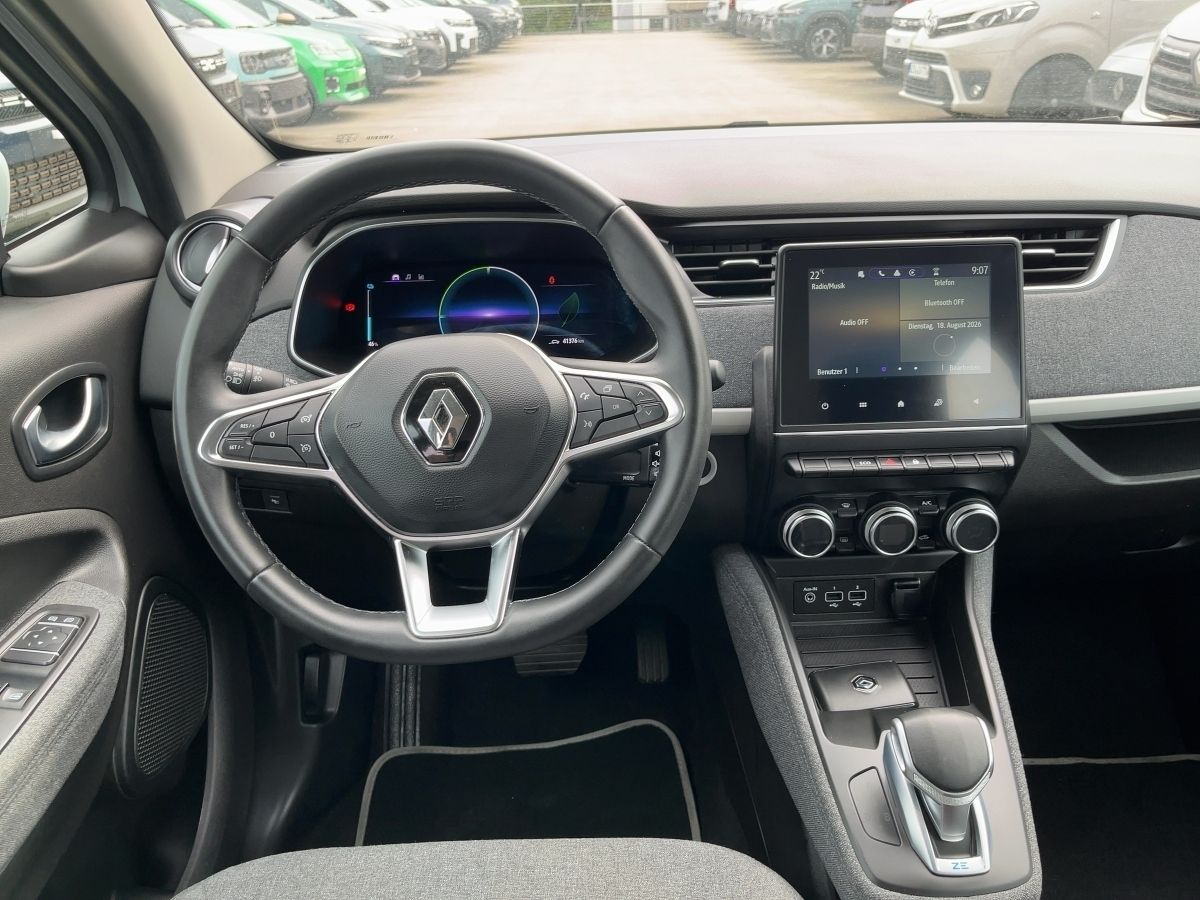 Fahrzeugabbildung Renault ZOE E-Tech EXPERIENCE R110 Z.E. 50 - mit KI generiert/bearbeitet