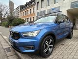Volvo XC40 R Design T4 AWD, Aut. Leder, 360°Kamera - Volvo XC40: R Design