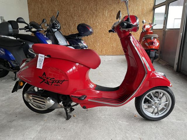 Vespa Primavera 50