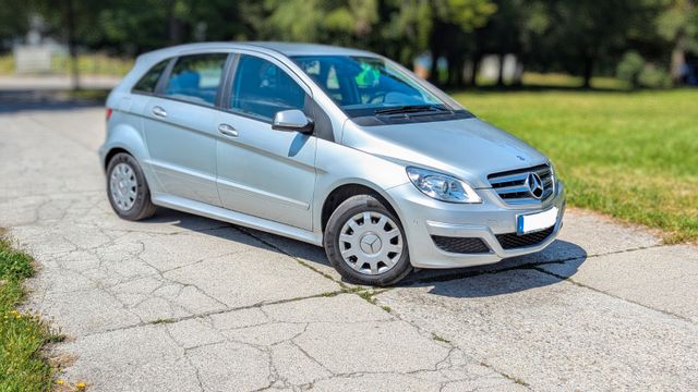 Mercedes-Benz B 180 Automatik TÜV neuwertig