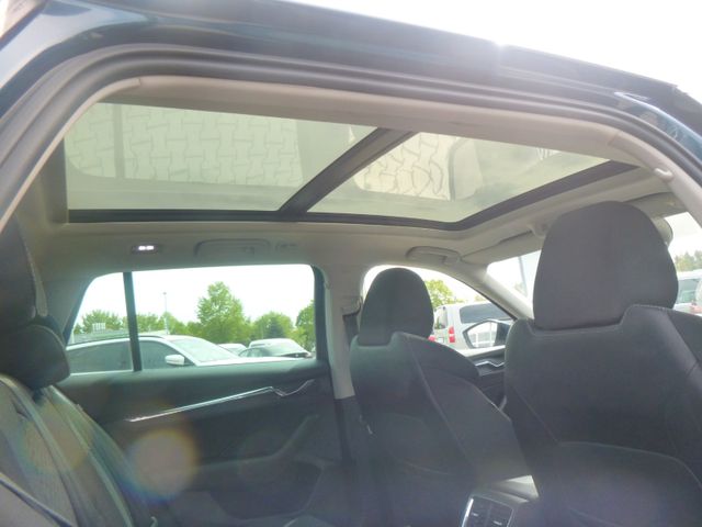 Fahrzeugabbildung Skoda Octavia 1,5 TSI Kombi >AHK/PANO/NAV/LED/SHZ<