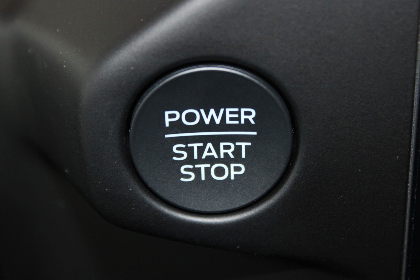 Fahrzeugabbildung Ford Transit Custom TREND 9-Sitzer LED NAVI CAM uvm.