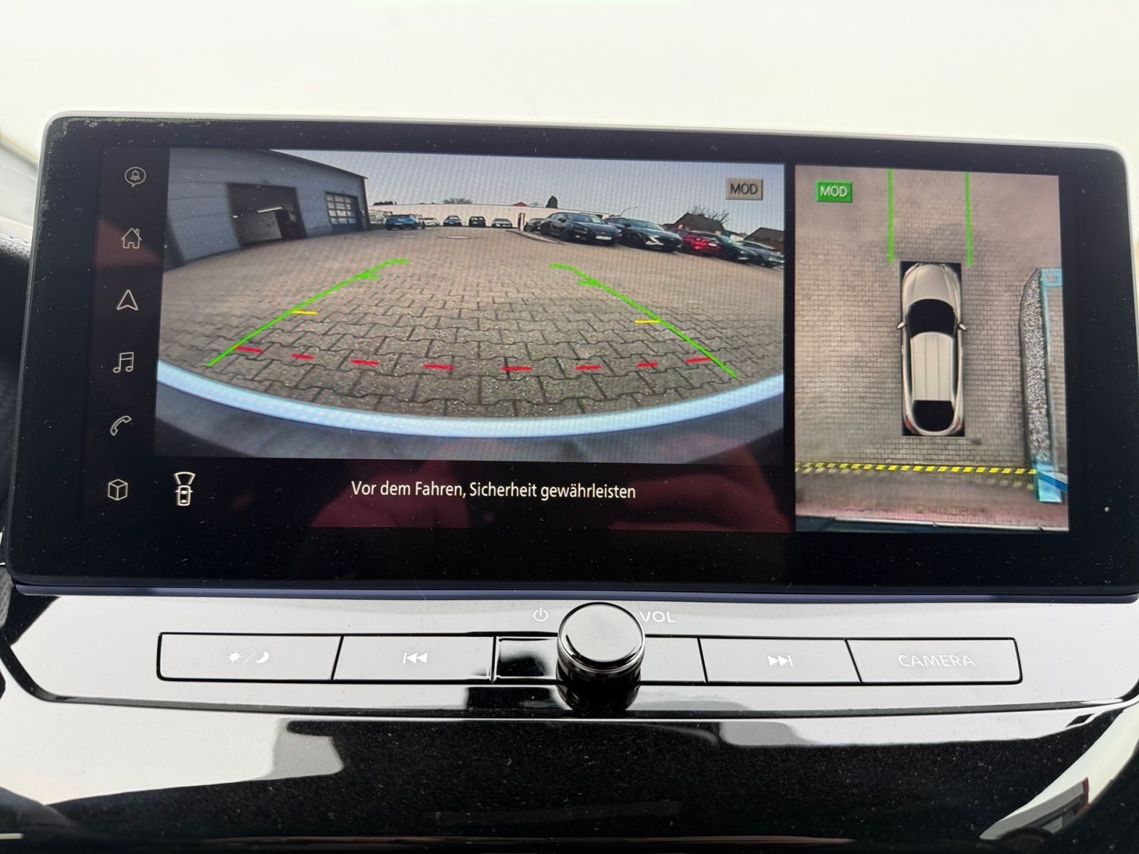 Fahrzeugabbildung Nissan Juke 1.6 Hybrid Tekna Hybrid *ALLWETTER*BOSE*LED