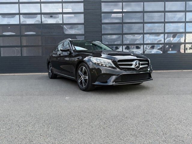 Image of Mercedes-Benz C 180