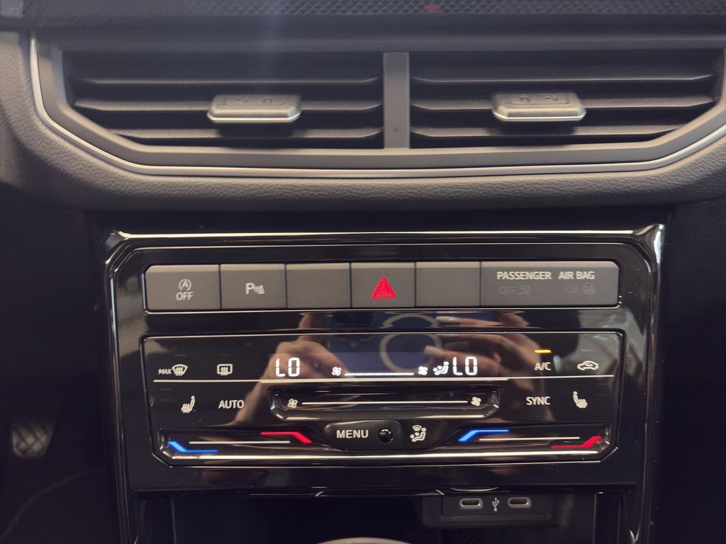 Volkswagen T-Cross - Bild 21