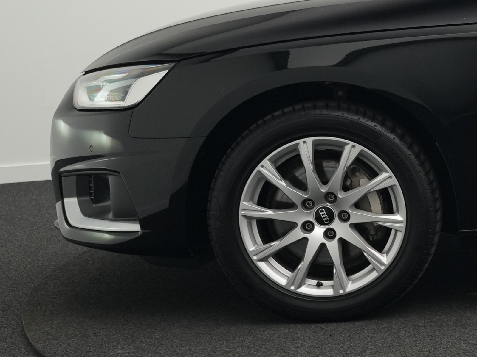 Audi A4 - Bild 18