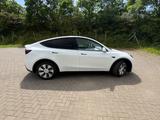 Tesla Model Y Long Range Dual Motor AWD Long Range - Tesla Model Y in Hamburg