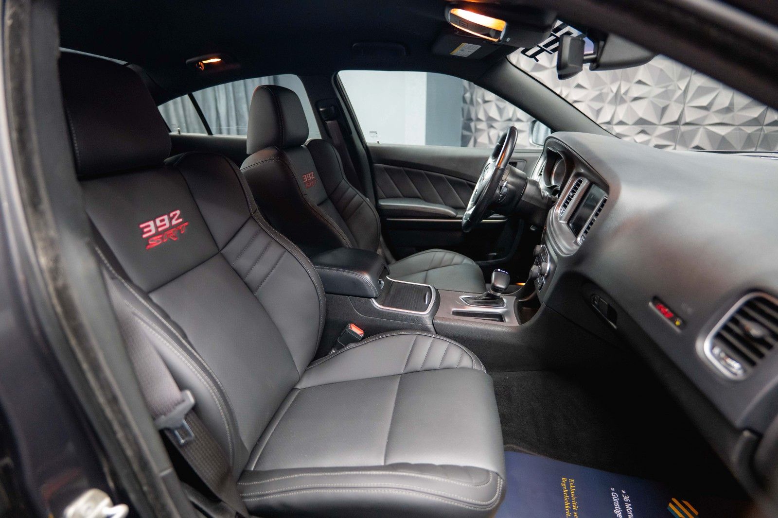 Fahrzeugabbildung Dodge Charger 6.4 V8 SRT 392 SCAT PACK Performance LED