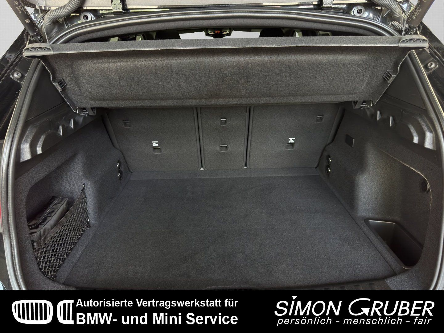 Fahrzeugabbildung BMW iX1 xDrive30 M Sport Pano el.Heckklappe AHK LED