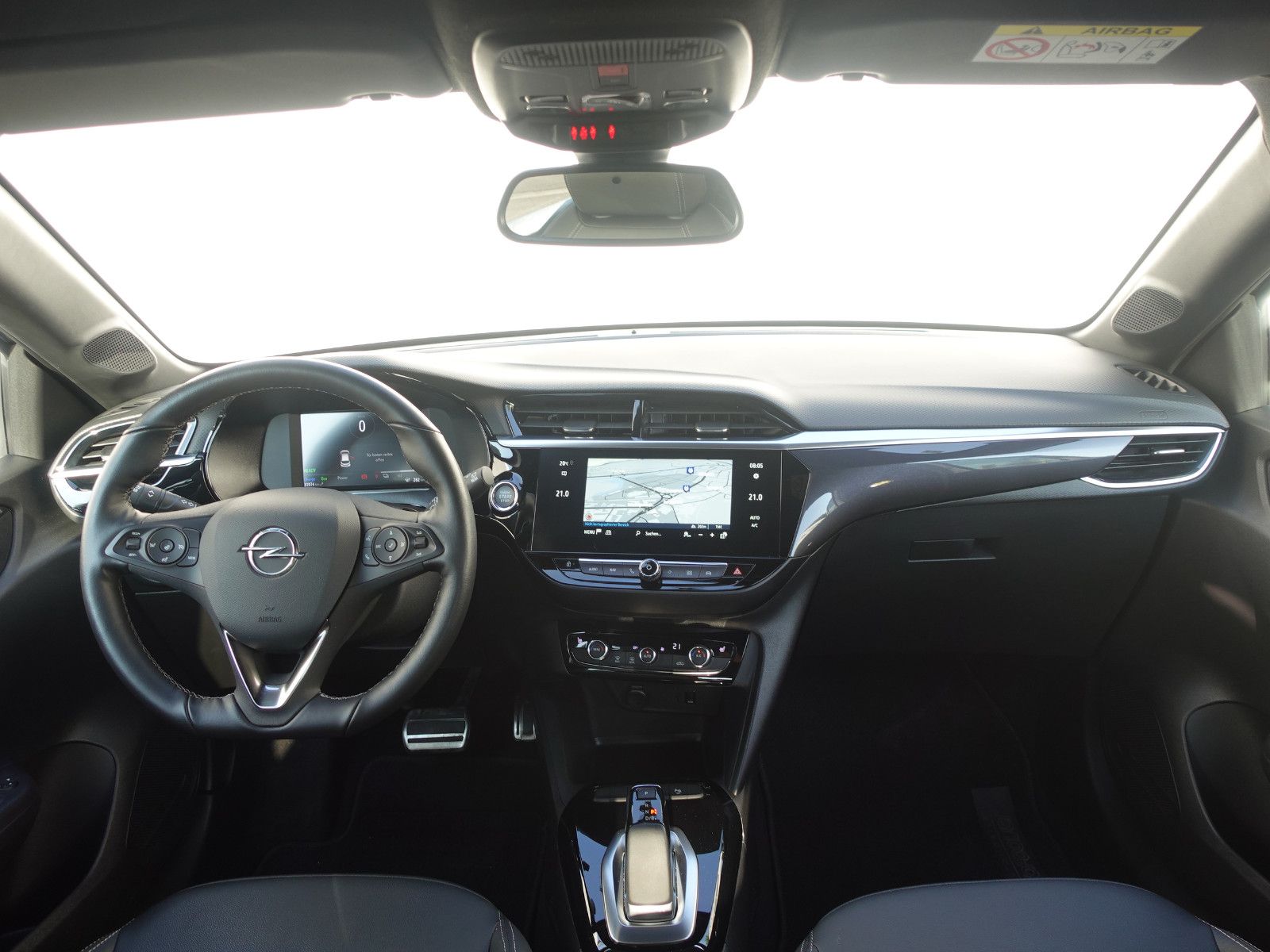 Fahrzeugabbildung Opel Corsa-e Ultimate,10"Navi,MatrixLED,Sitzhz,PP,DAB