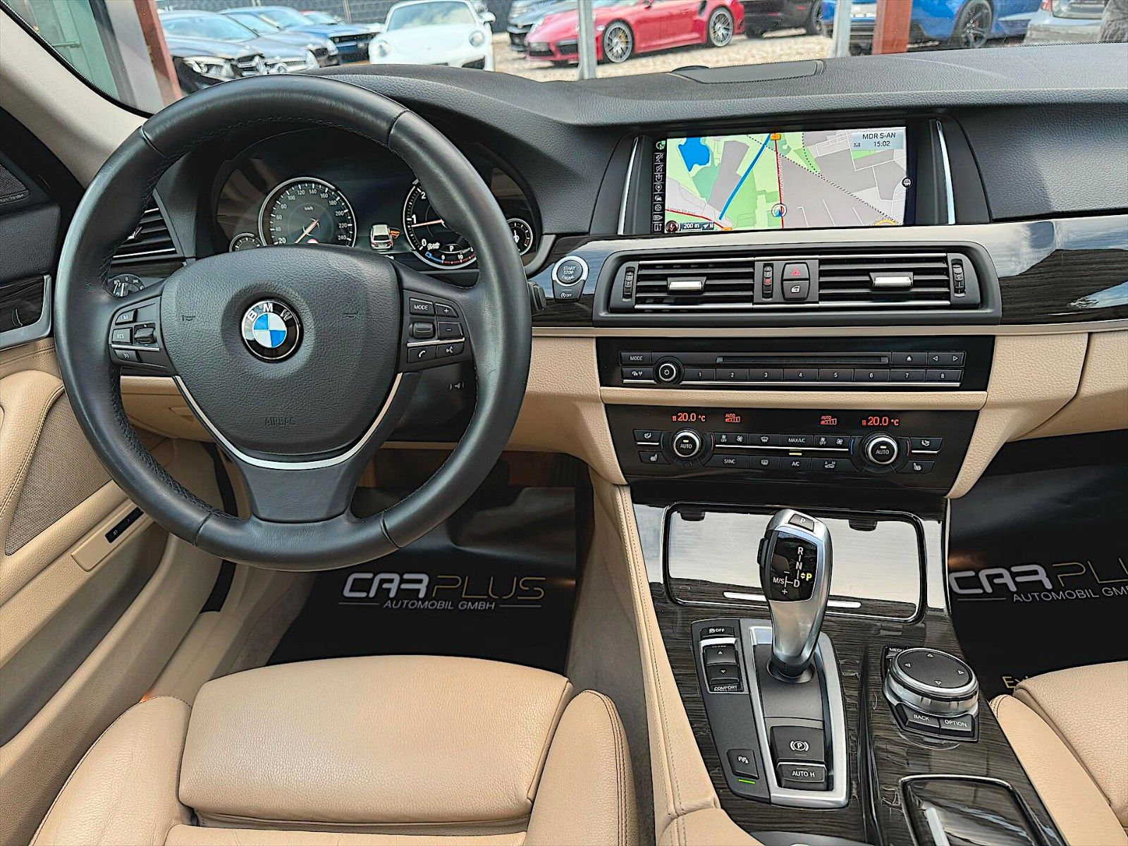 Fahrzeugabbildung BMW 520d Touring Luxury *Pano*Head Up*DAB*H&K*LED*