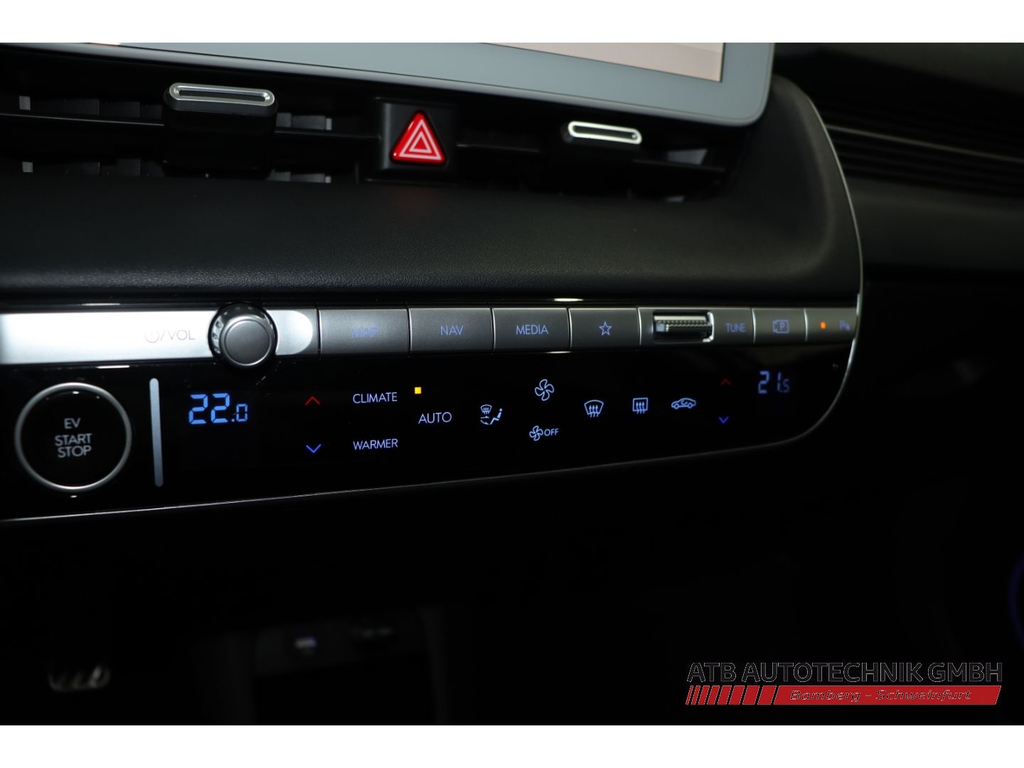 Fahrzeugabbildung Hyundai IONIQ 5 UNIQ 72,6 kWh 4WD 91,9% SOH HUD Navi Sou