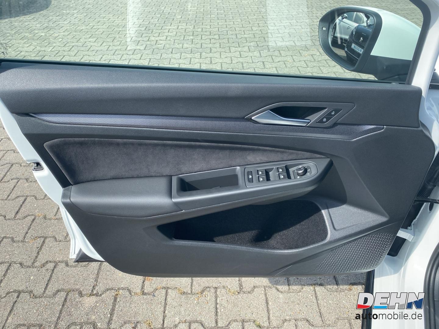 Volkswagen Golf Variant VIII 1.5 TSI R-Line LED Kamera Face, миниатюра 15
