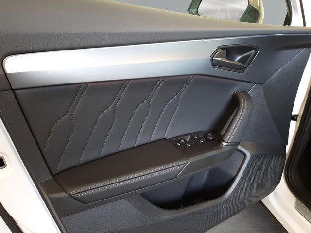 Fahrzeugabbildung Cupra Formentor 1.5 TSI Navi Kamera ACC LED 18" ParkAs