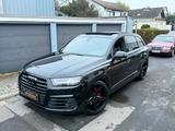 Audi Q7 3.0 TDI quattro 7-Sitzer S-Line Pano Voll - Audi Q7 Gebrauchtwagen in Frankfurt