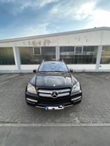 Mercedes-Benz GL 450 CDI 4MATIC - - Mercedes-Benz GL 450 mit Diesel-Antrieb
