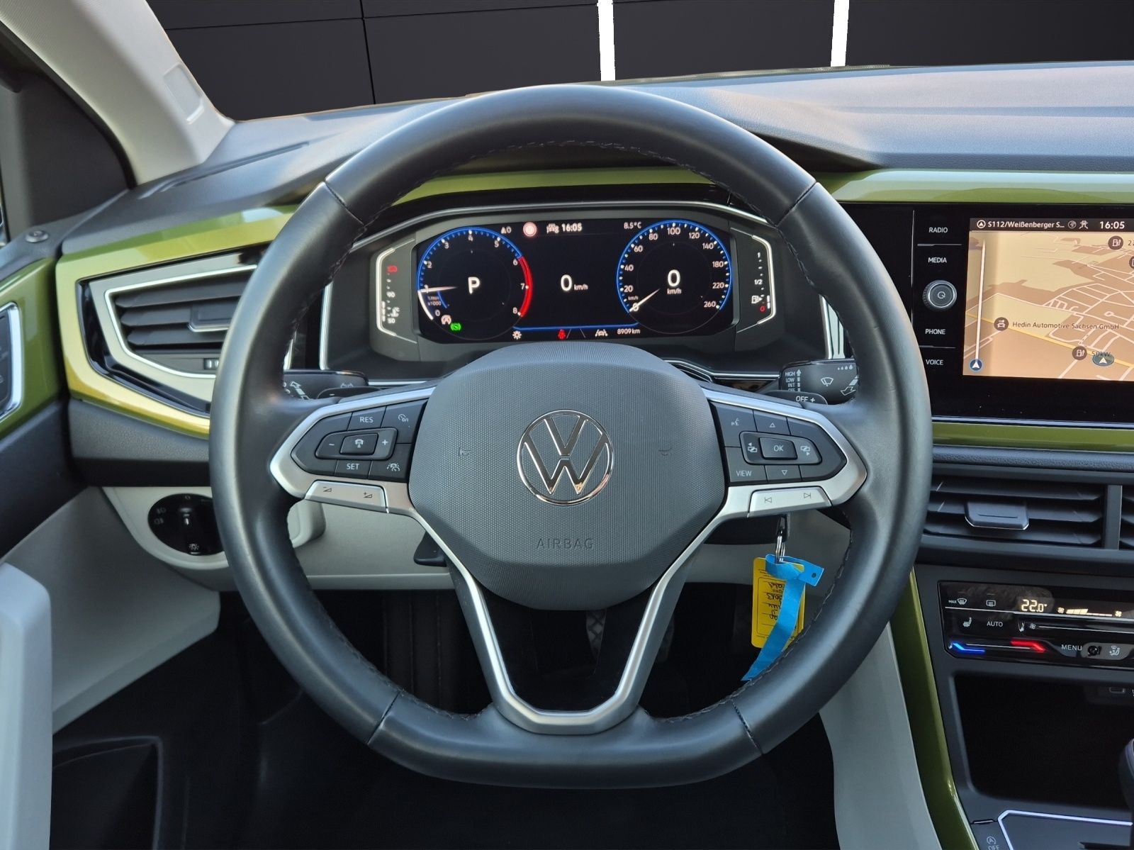 Fahrzeugabbildung Volkswagen Taigo 1.0 TSI Style DSG Matrix RFK SHZ ACC APP