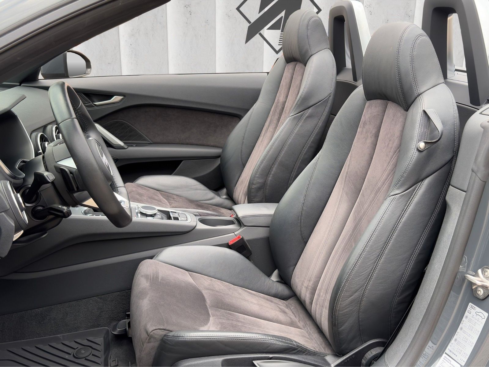 Fahrzeugabbildung Audi TT Roadster S-line*Bang & Olufsen*Alcantara*19"*