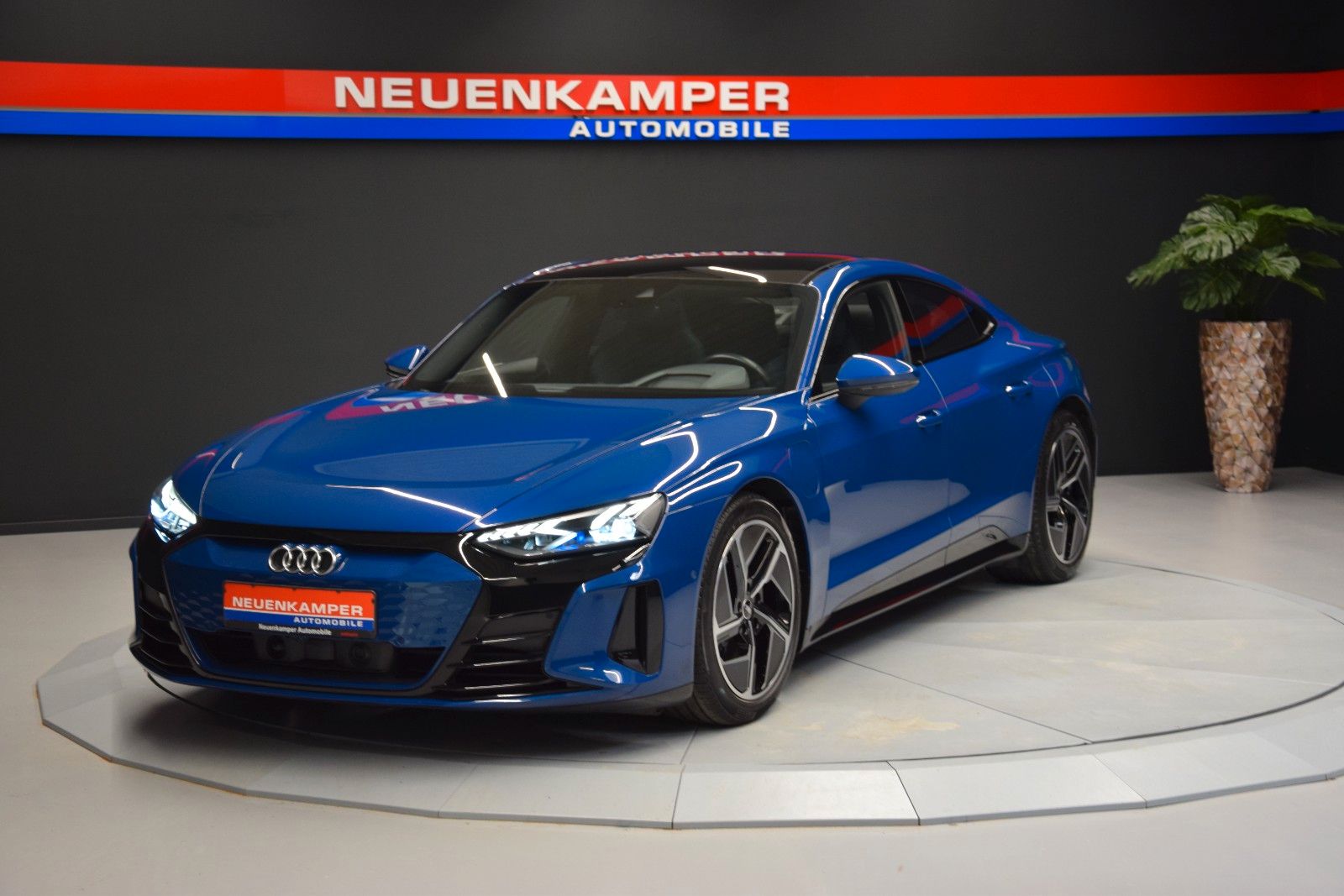 Audi e-tron GT quattro Leder Panorama ACC HeadUp B&O imagem 3