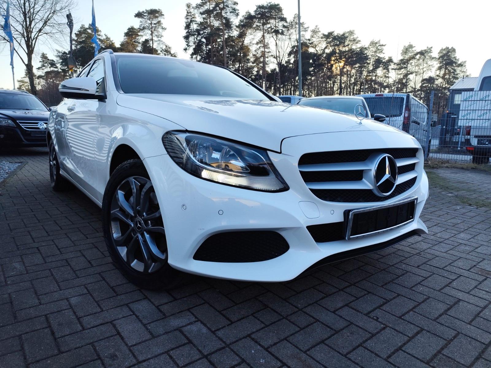 Mercedes-Benz C 200 D G-Tronic Plus / NAVI / 2 Hnd. Gepfl.Zust