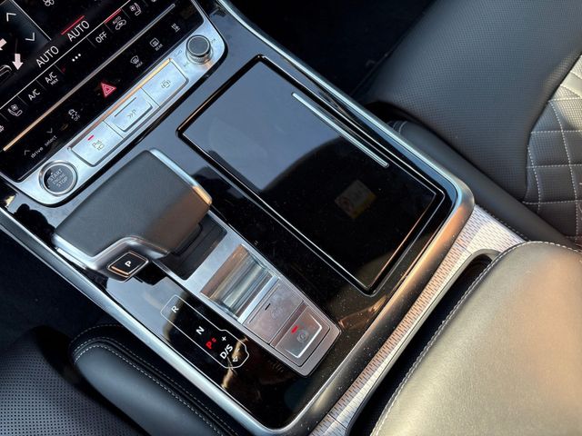Q8 50 TDI QUATT S LINE AHK+MATRIX+PANO+HUD+RAUTE