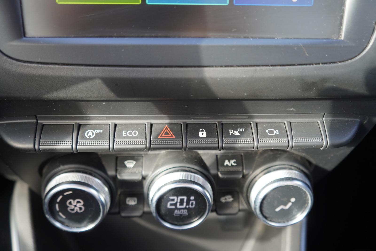 Dacia Duster II 1.3 TCE Celebration Navi Kamera AHK