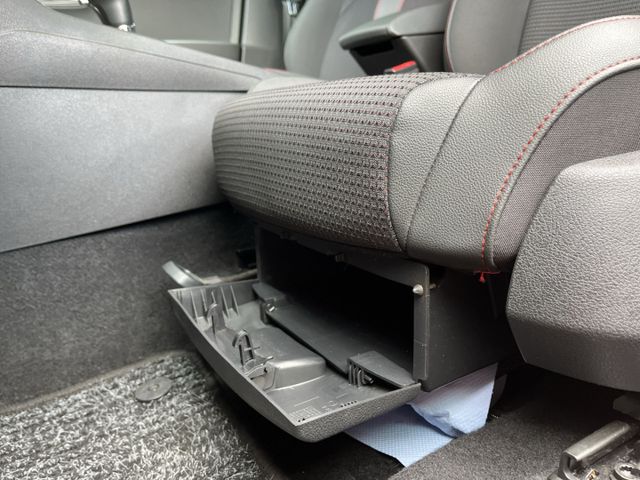 Leon ST 2.0 TSI FR ACC AHK NAVI LED PDC BT FULL-