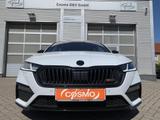 Skoda Octavia 2.0TDI DSG RS Matrix+ACC+Gewindefahrw. - Skoda Octavia: TDI
