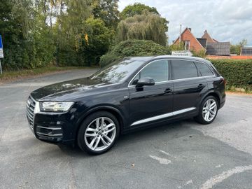 Audi Q7 - 1