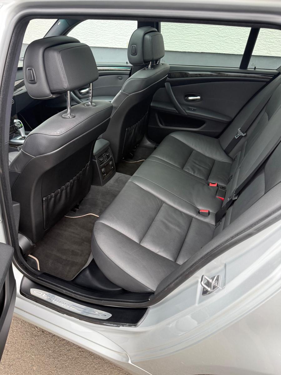 BMW 530d xDrive LCI (E61) Touring Edition Lifestyle