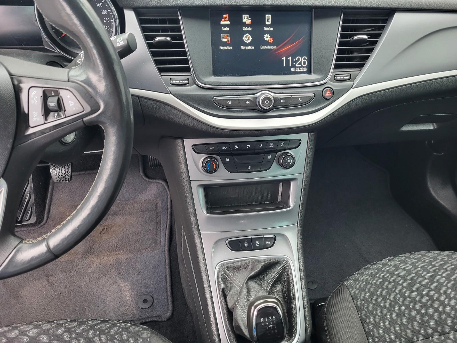 Opel Astra.1.5.CDTI. Sports Tourer. NAVI. PDC.
