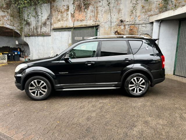 Ssangyong REXTON W Sapphire 4WD*7-Sitzer*TÜV AU neu*AHK*