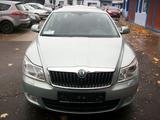 Skoda Octavia Combi 1.4 TSI*DSG*Leder*S-Dach*PDC*Top* - gebrauchte Skoda Octavia aus dem Jahr 2010