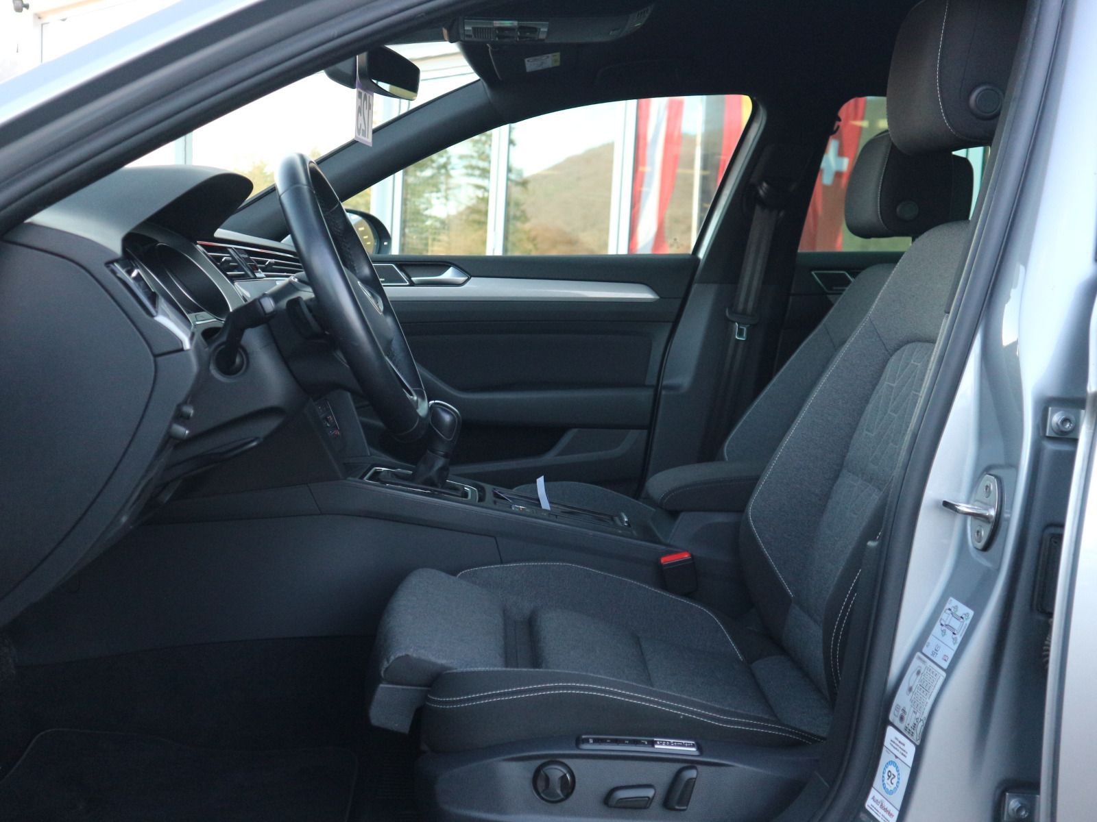 Volkswagen Passat Variant - Bild 10