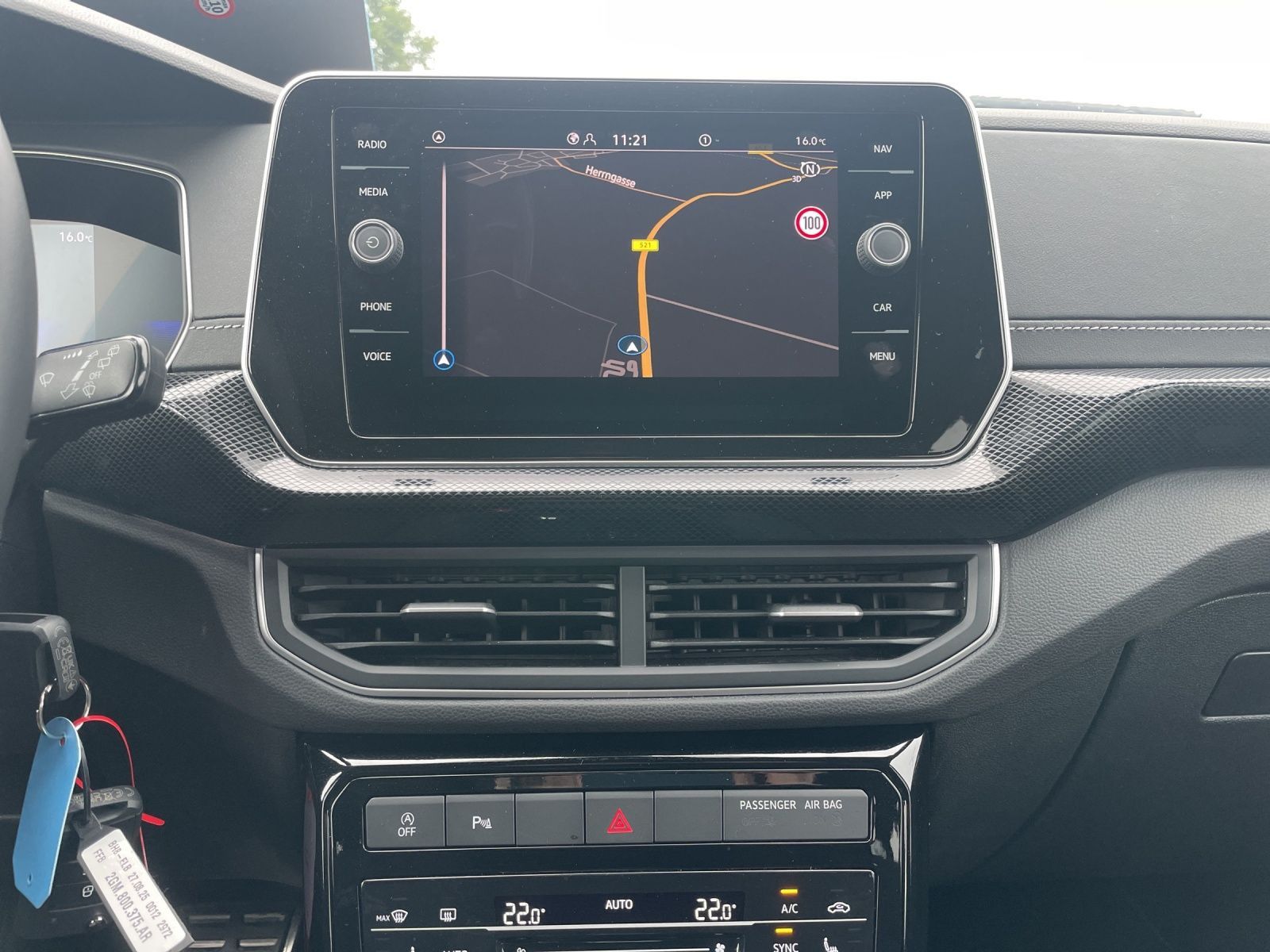 Volkswagen T-Cross - Bild 8