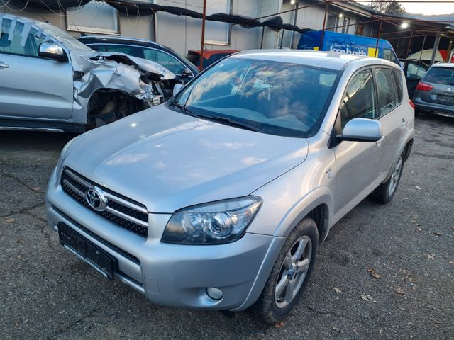 Toyota RAV 4 2.2-l-D-4D 4x4 Sol