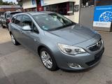 Opel Astra J Sports Tourer Design Edition - Opel Astra aus 2011: Kombi