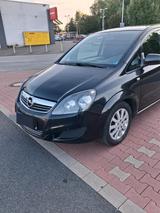 Opel zafiera B 2009 Benzin  - Opel Zafira aus 2025