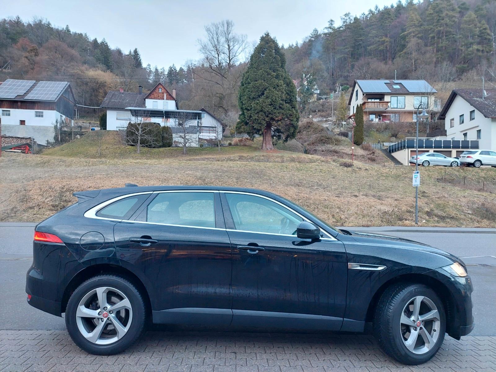 Jaguar F-Pace 20d AWD Prestige Automatik