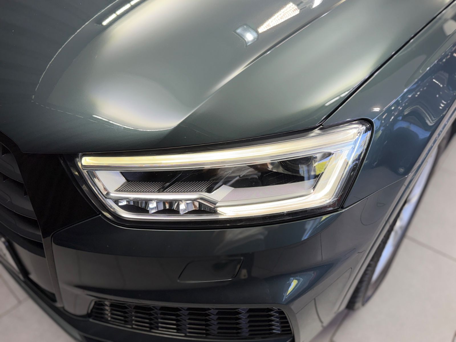 Fahrzeugabbildung Audi Q3 sport|S-Line|S-Tronic|AHK|NAVI|AUTOMATIK