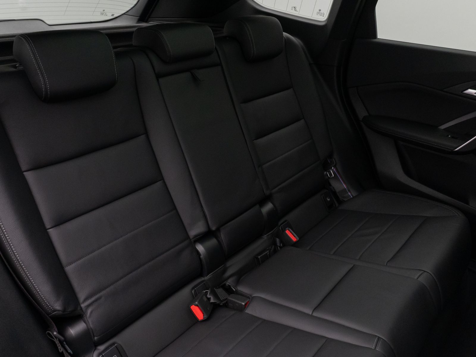 Fahrzeugabbildung BMW iX1 xD30 M Sport Pro Panorama 360°HUD DAB H/K