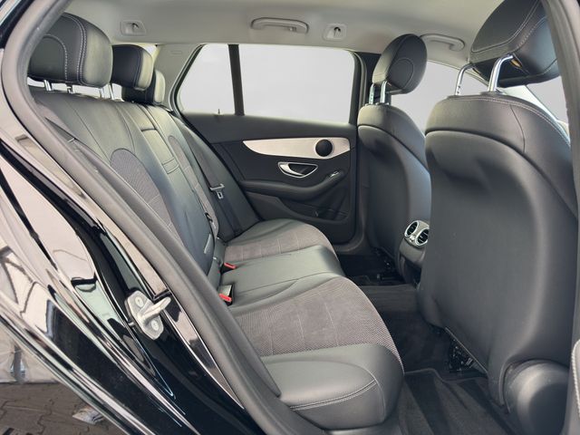 Fahrzeugabbildung Mercedes-Benz C 200 Td Avantgarde LED+Kamera+CarPlay+DAB+AHK