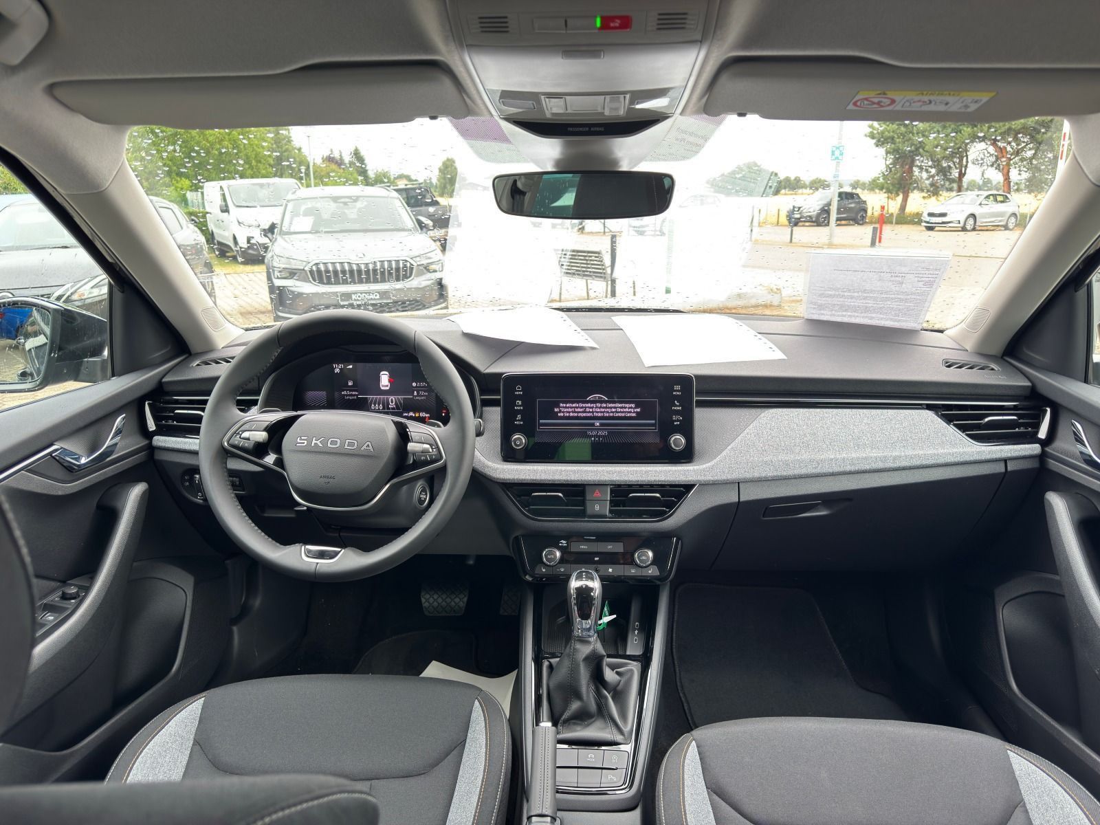 Fahrzeugabbildung SKODA Kamiq Selection 115PS DSG*RFK*LED*PDC*SmartLink