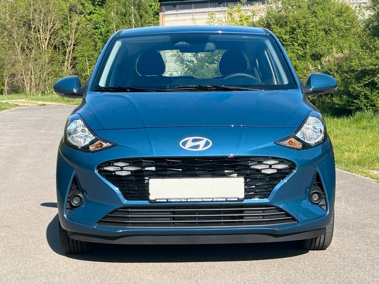 Fahrzeugabbildung Hyundai i10 1.0 Trend AMT *Nav*Klima*CarPlay*Kamera*PDC*