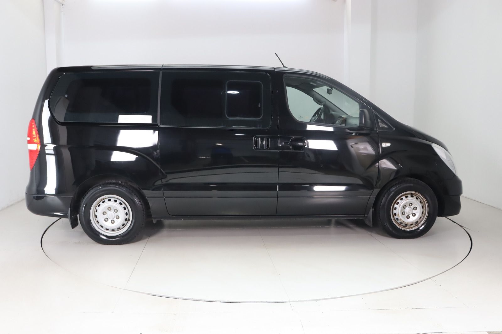Fahrzeugabbildung Hyundai H-1 2.5CRDi Travel 8-Sitzer * PDC