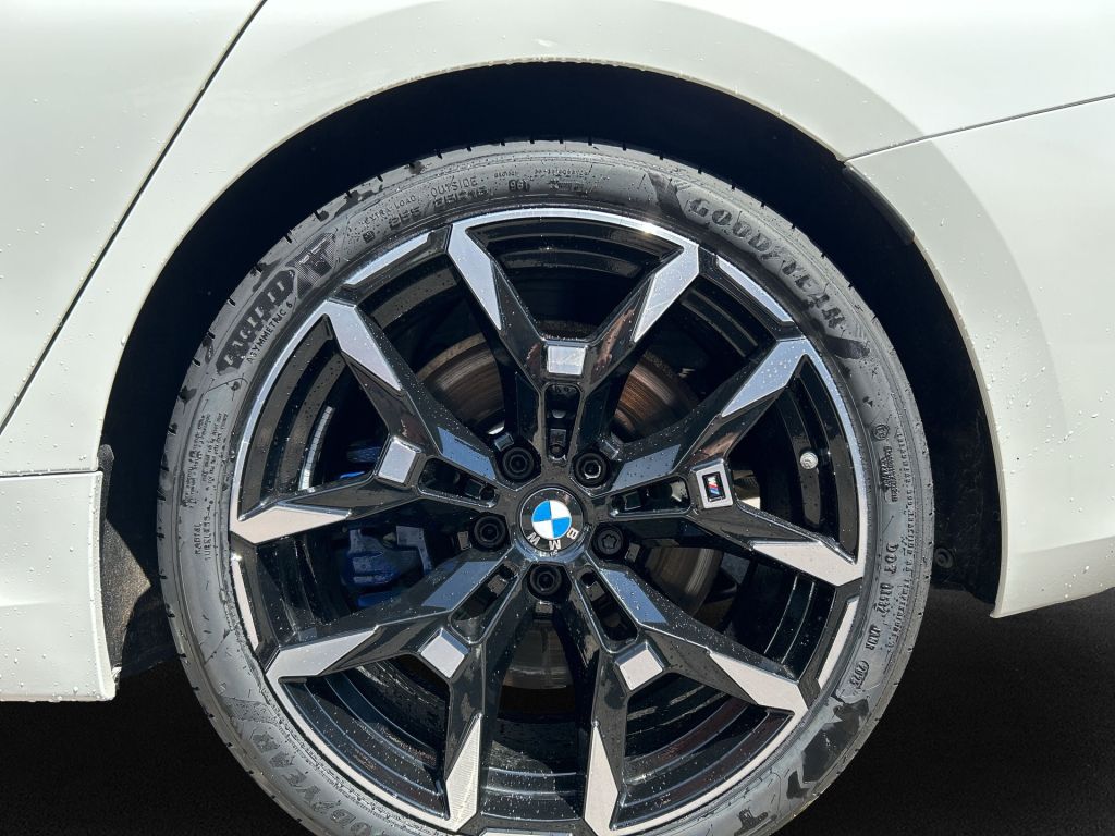 BMW 320 - Bild 8