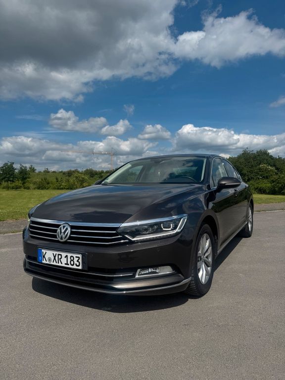 Image of Volkswagen Passat