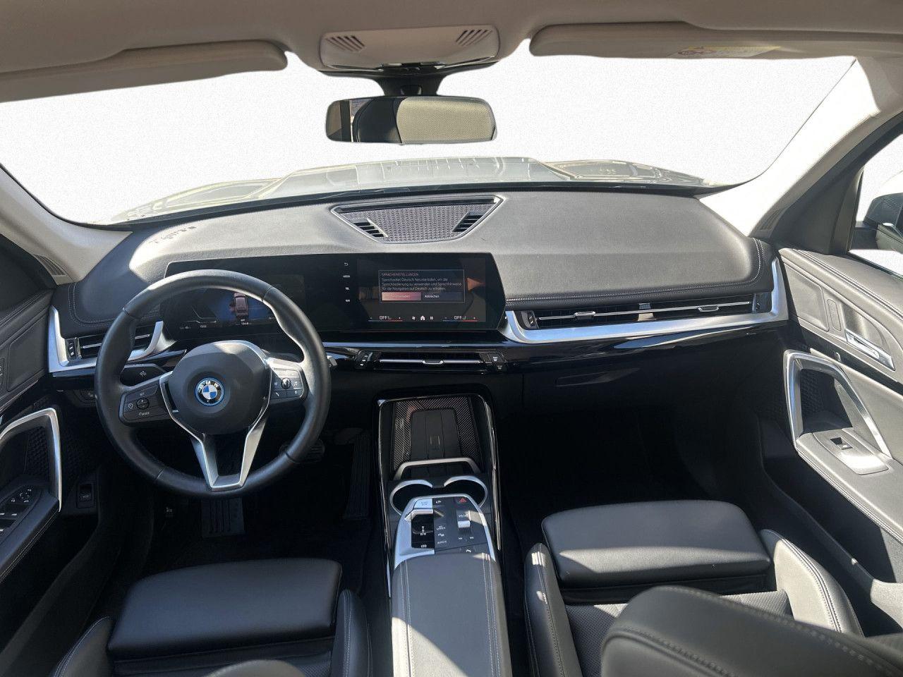 BMW iX1 eDrive20 xLine AdapLED,DrA,Hifi,Kamera,KomZu