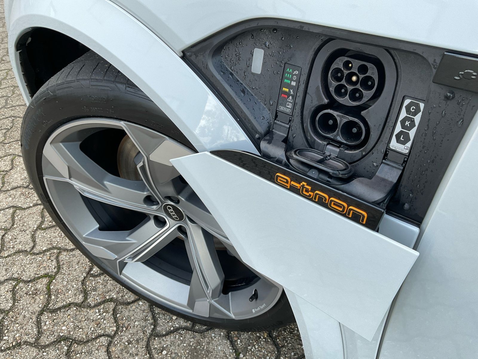 Audi e-tron - Bild 30