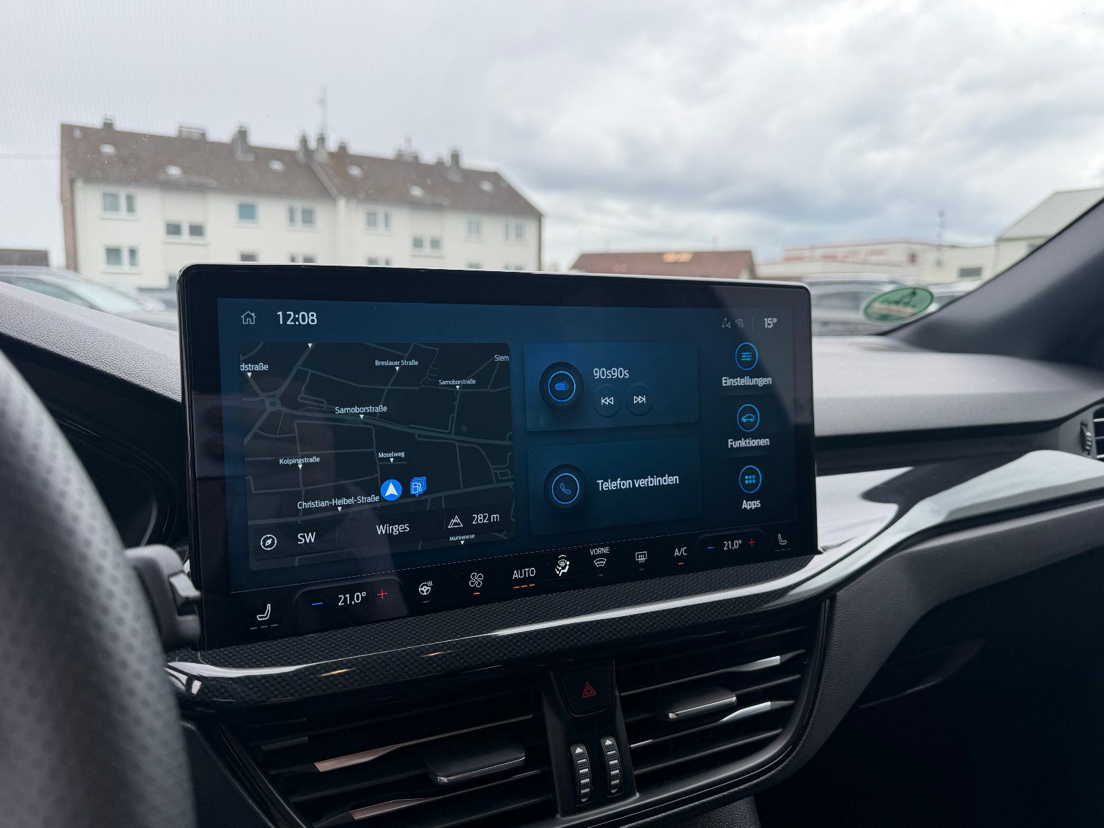Fahrzeugabbildung Ford Focus /ST-LINE/AUTOMATIK/KAMERA/NAVI/SHZ/ACC